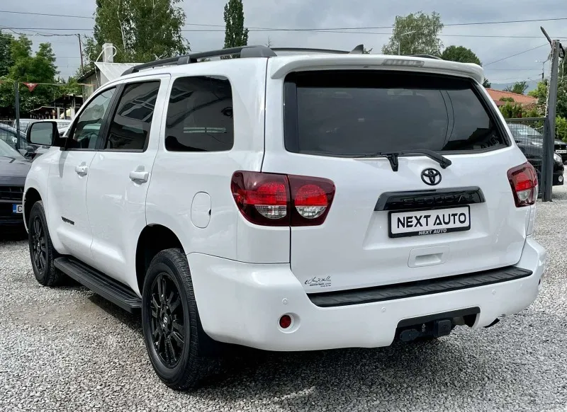 Toyota Sequoia 5.7i V8 17800km Image 7