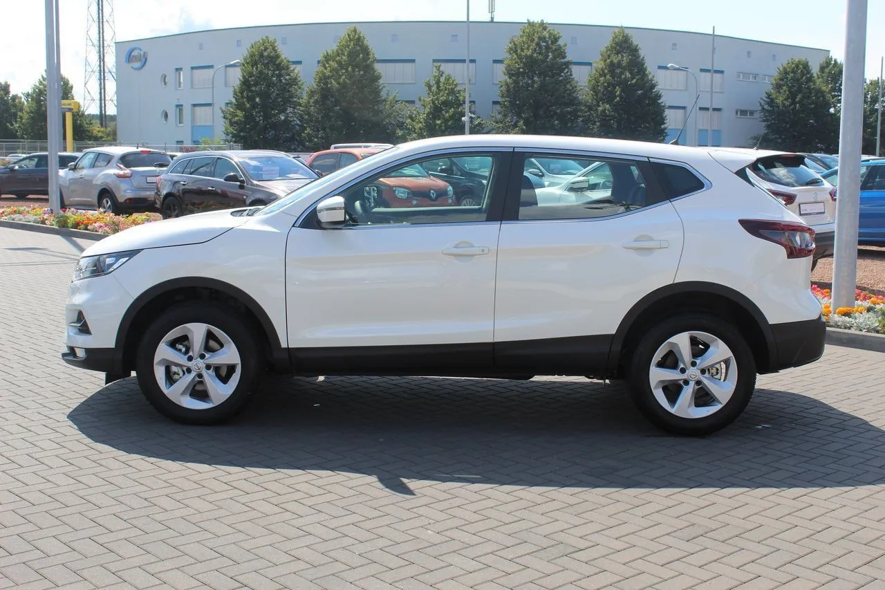 Nissan Qashqai 1.3 DIG-T...  Image 8