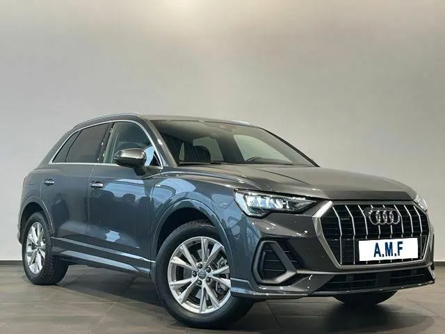 AUDI Q3 35 TDI quattro S line edition Image 2