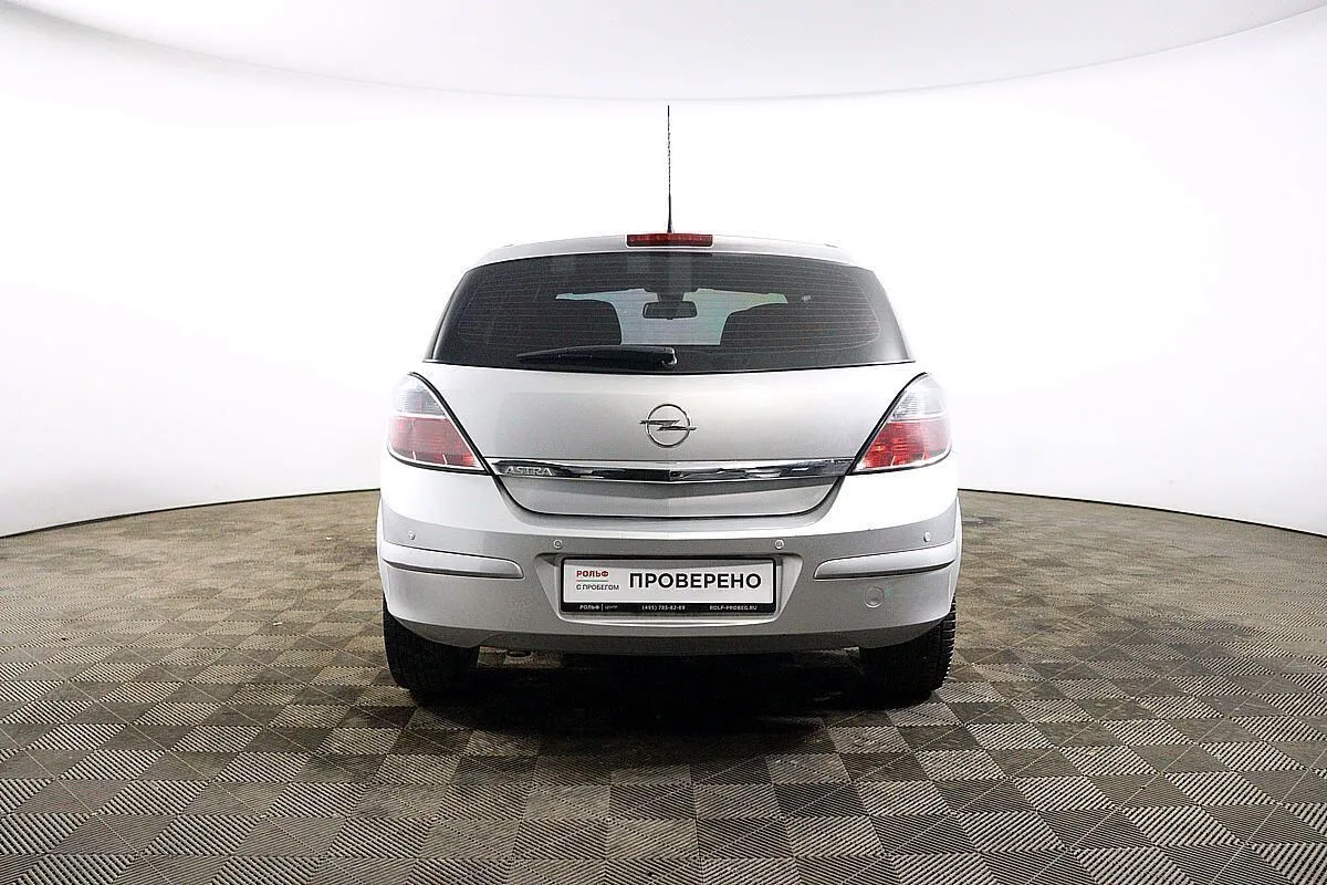 Opel Astra Image 6